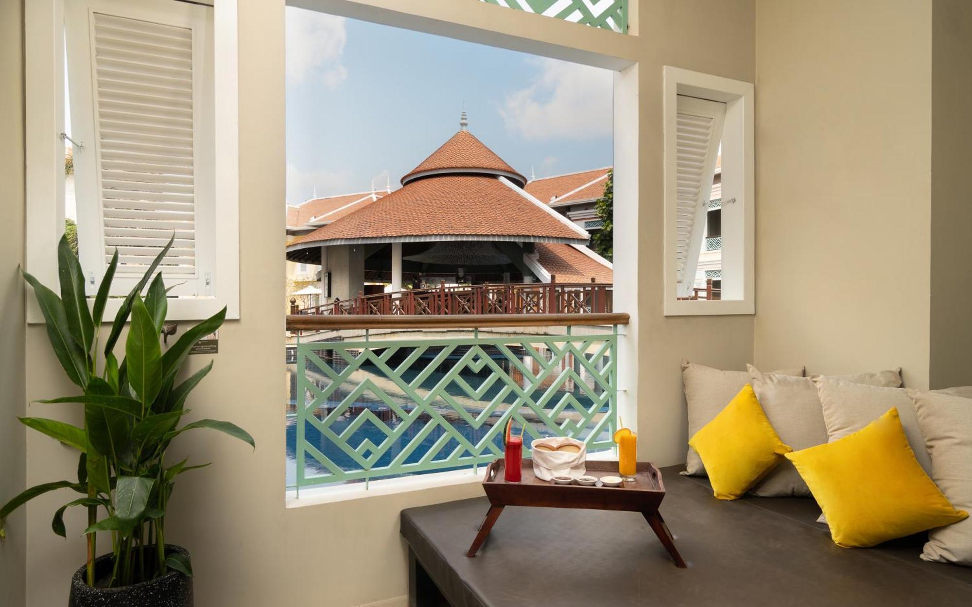 The Royal Family Suites By Memoire Palace Resort & Spa Сиемрип Номер фото