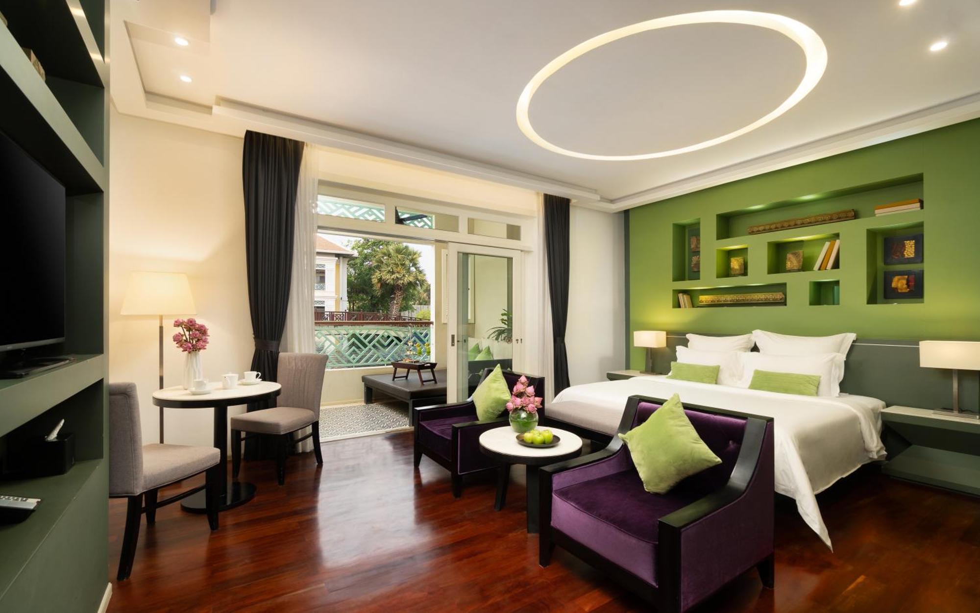 The Royal Family Suites By Memoire Palace Resort & Spa Сиемрип Экстерьер фото